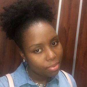 Meet your Posher, Lashawna